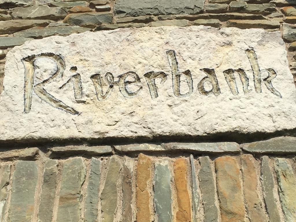 Riverbank, Country Pub And Guesthouse Carrickmacross Exterior foto